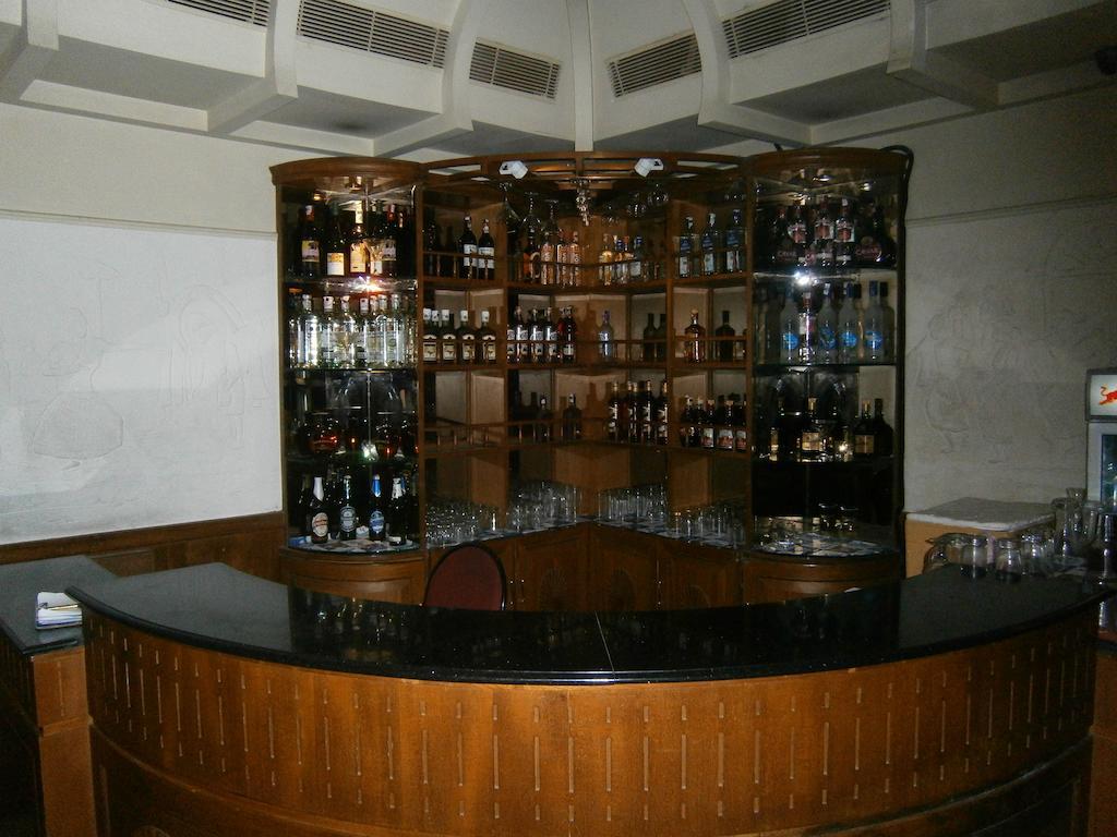 Quality Airport Hotels Nedumbassery Esterno foto