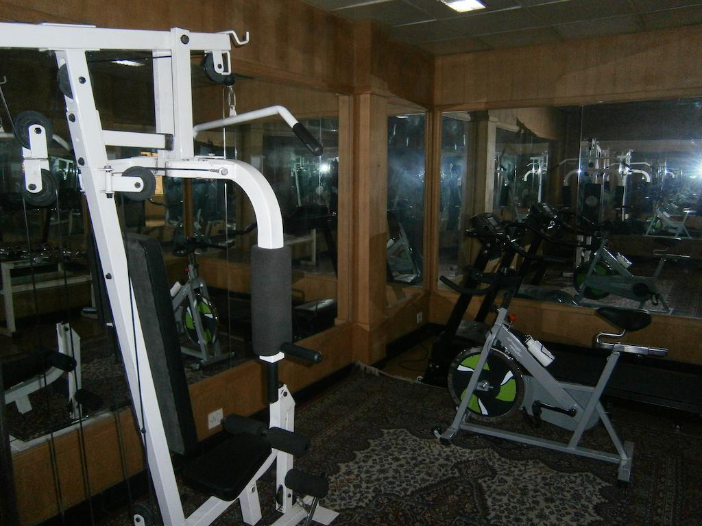 Quality Airport Hotels Nedumbassery Esterno foto