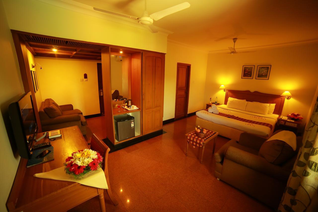 Quality Airport Hotels Nedumbassery Esterno foto