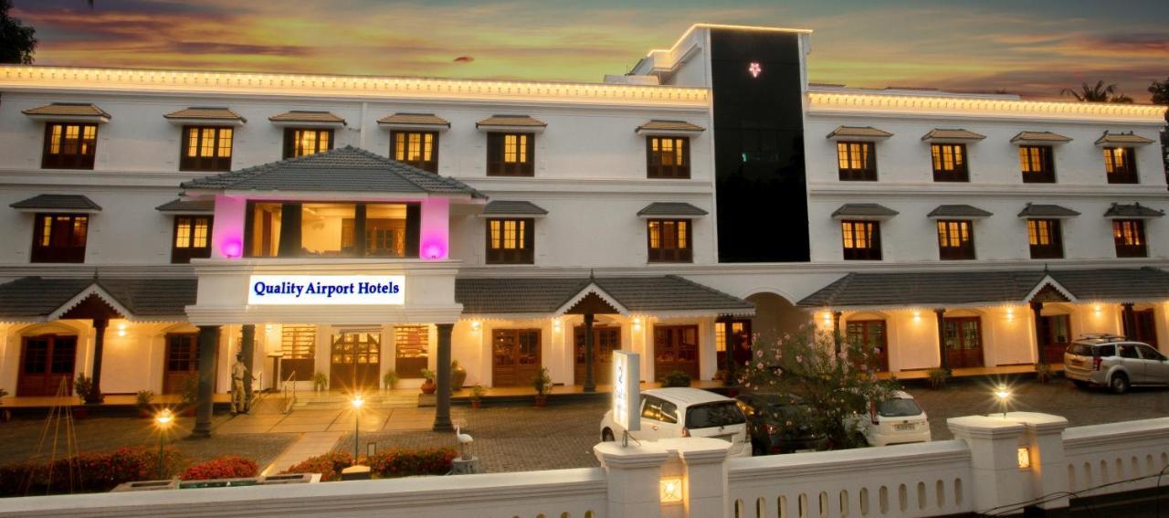 Quality Airport Hotels Nedumbassery Esterno foto